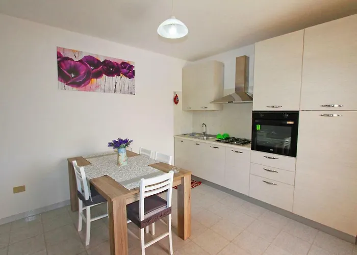 Casa Fronte بيت للعطل