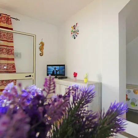 Casa Fronte Tatil Evi