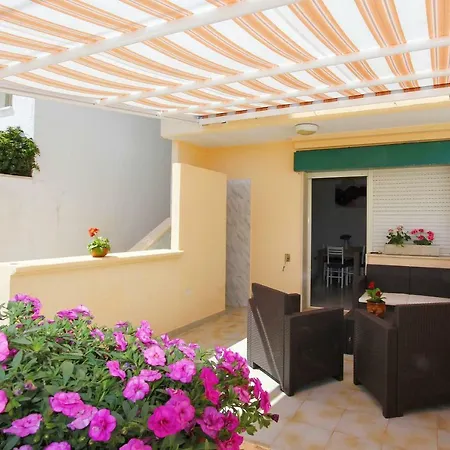 Casa Fronte *
